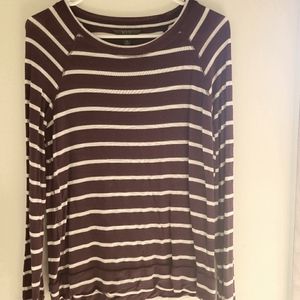 Long sleev business casual top